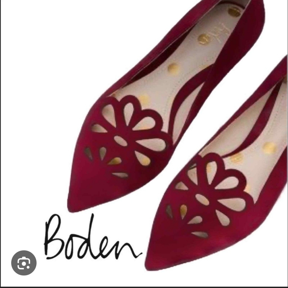 Boden Eloise Burgandy Sued Flat